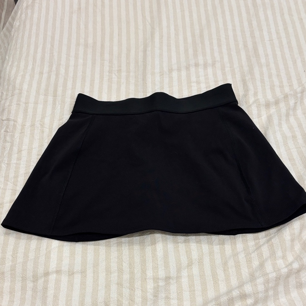 Aritzia TNA Black Women's Skort